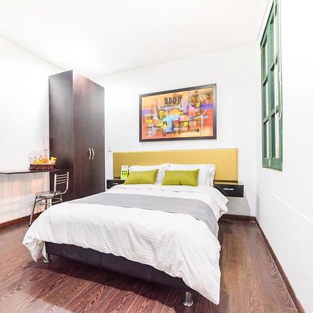 Ayenda La Tua Casa Hotel Bogota Bagian luar foto
