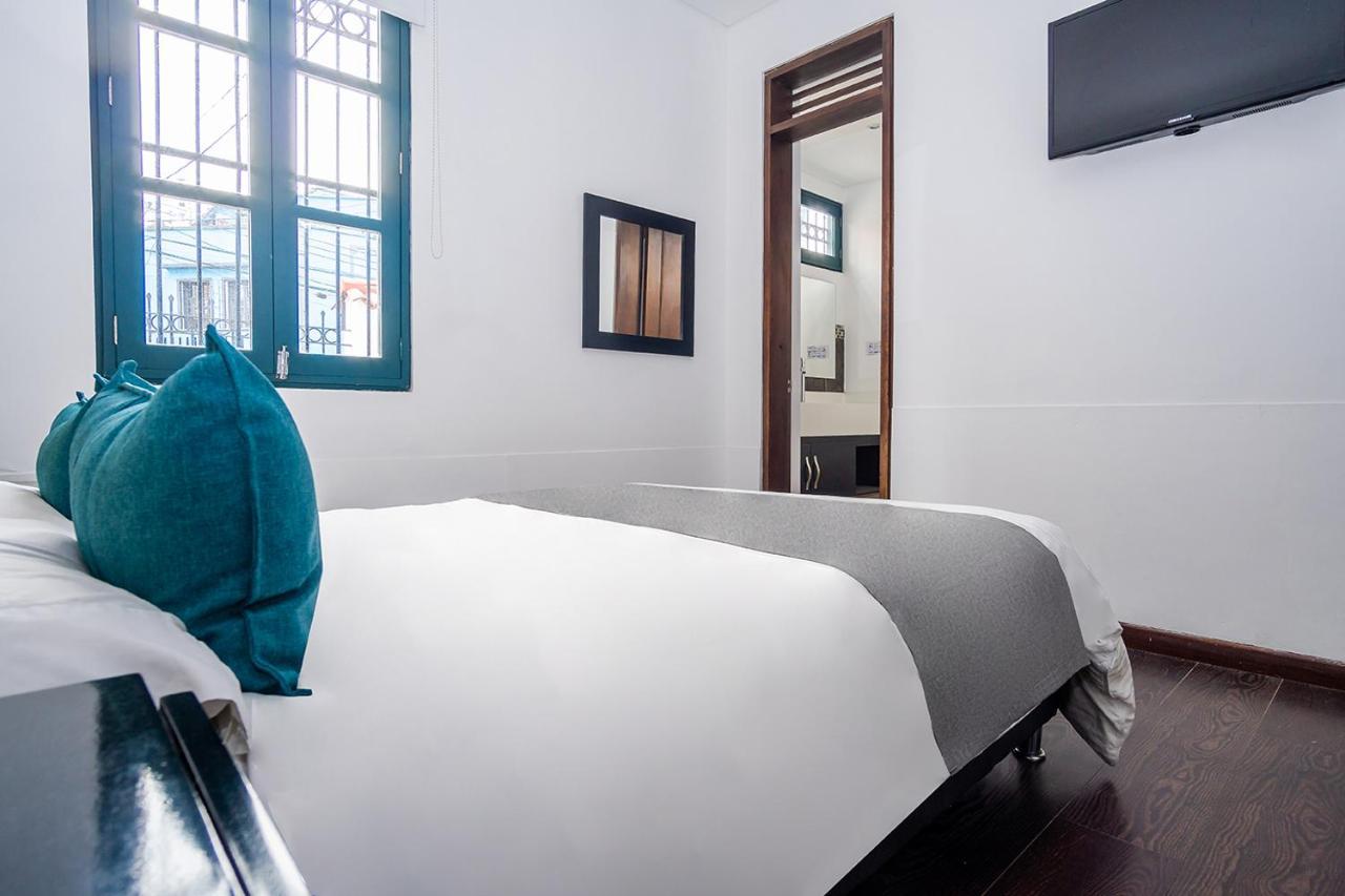 Ayenda La Tua Casa Hotel Bogota Bagian luar foto