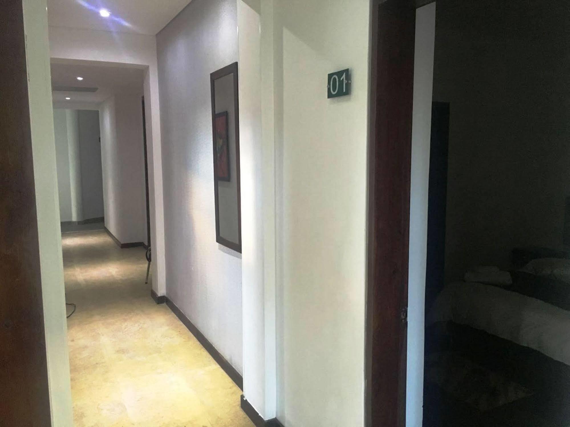 Ayenda La Tua Casa Hotel Bogota Bagian luar foto