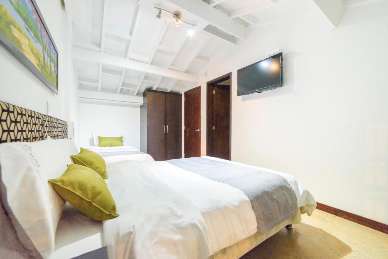Ayenda La Tua Casa Hotel Bogota Bagian luar foto