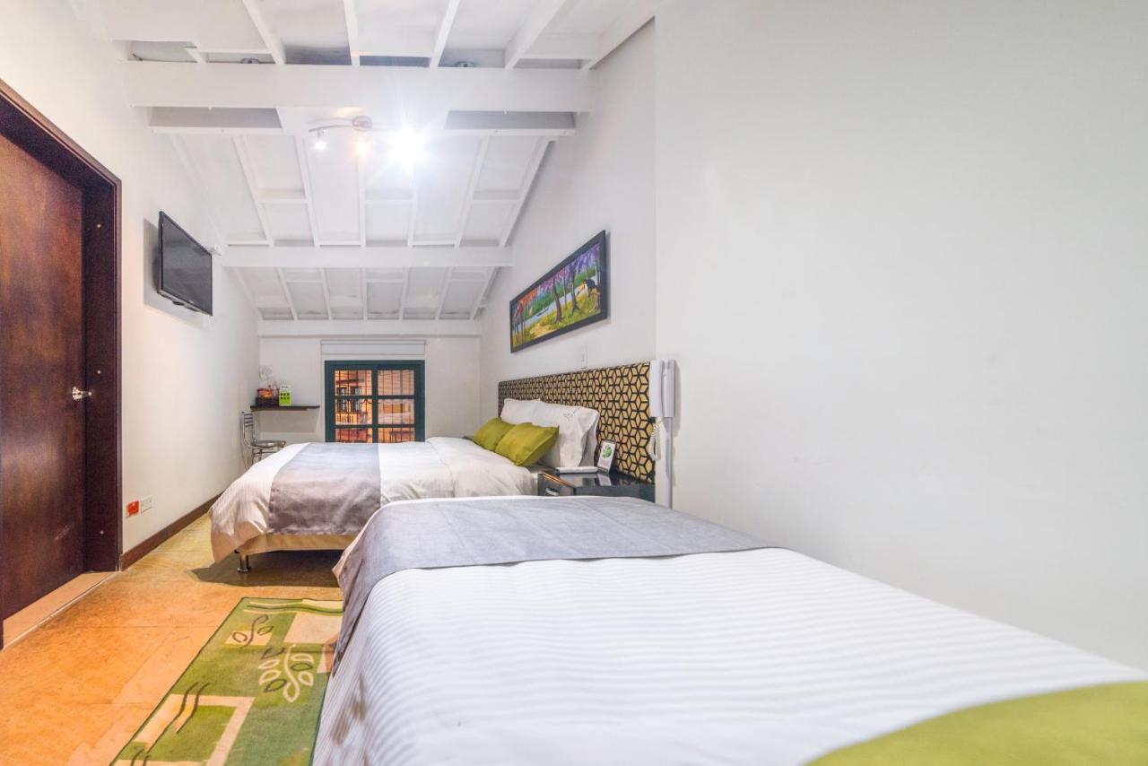 Ayenda La Tua Casa Hotel Bogota Bagian luar foto